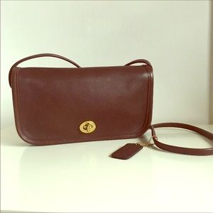 Vintage Coach Brown Dinky Bag